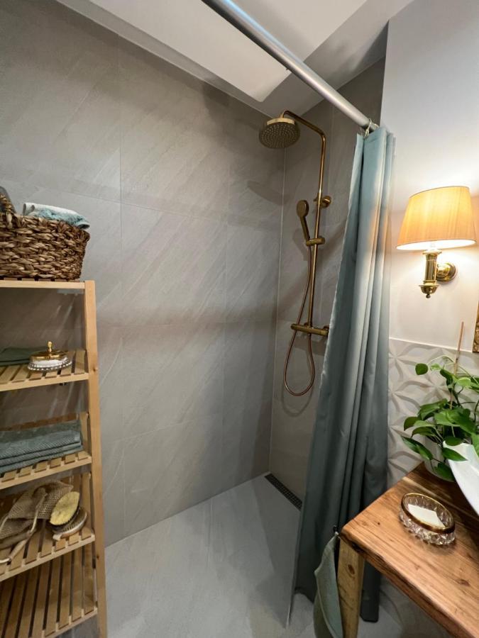 Privatunterkunft Kleiner Balkon In Muenchen West Esterno foto