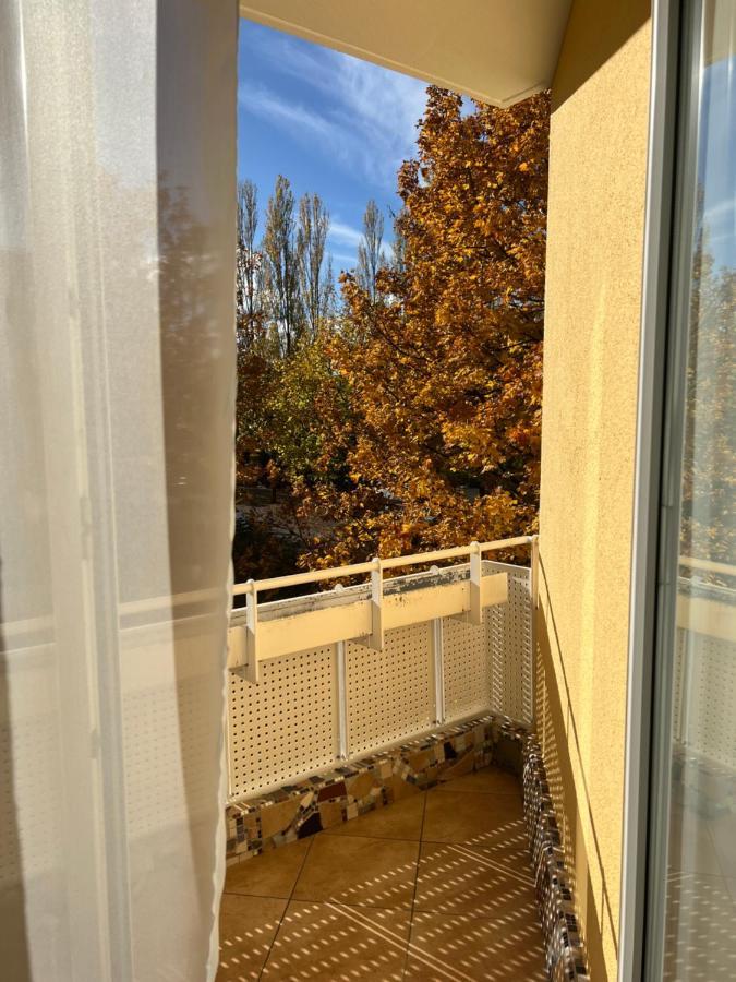 Privatunterkunft Kleiner Balkon In Muenchen West Esterno foto
